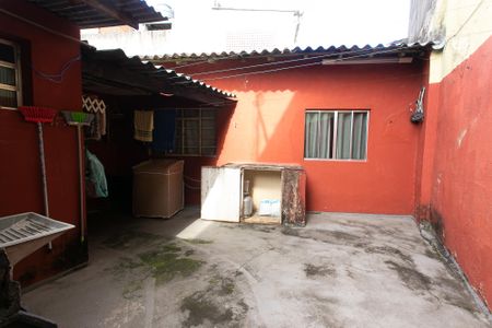 Casa à venda com 270m², 8 quartos e 6 vagas Casa à venda com 270m², 8 quartos e 6 vagasCasa 4
