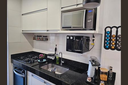 Apartamento à venda com 64m², 2 quartos e 2 vagas Apartamento à venda com 64m², 2 quartos e 2 vagasCozinha