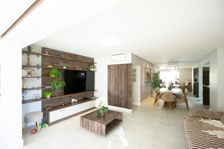 Apartamento à venda com 148m², 4 quartos e 3 vagas Apartamento à venda com 148m², 4 quartos e 3 vagasSala de estar