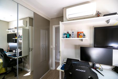 Apartamento à venda com 148m², 4 quartos e 3 vagas Apartamento à venda com 148m², 4 quartos e 3 vagasQuarto 01