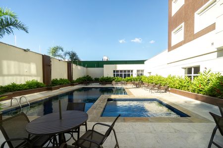 Apartamento à venda com 148m², 4 quartos e 3 vagas Apartamento à venda com 148m², 4 quartos e 3 vagasPiscina