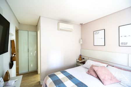 Apartamento à venda com 148m², 4 quartos e 3 vagas Apartamento à venda com 148m², 4 quartos e 3 vagasSuíte