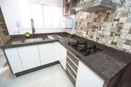 Apartamento à venda com 148m², 4 quartos e 3 vagas Apartamento à venda com 148m², 4 quartos e 3 vagasPia e cooktop