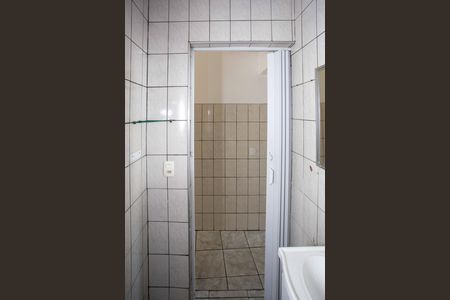 Casa para alugar com 80m², 3 quartos e 2 vagasBanheiro