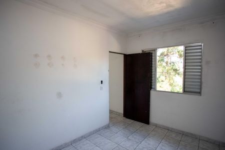 Casa para alugar com 80m², 3 quartos e 2 vagasQuarto 2