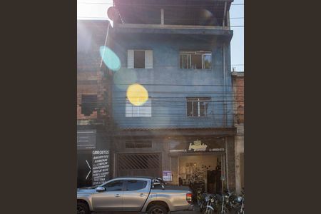 Casa para alugar com 80m², 3 quartos e 2 vagasFachada