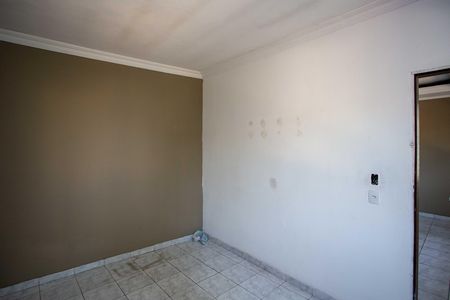 Casa para alugar com 80m², 3 quartos e 2 vagasQuarto 2