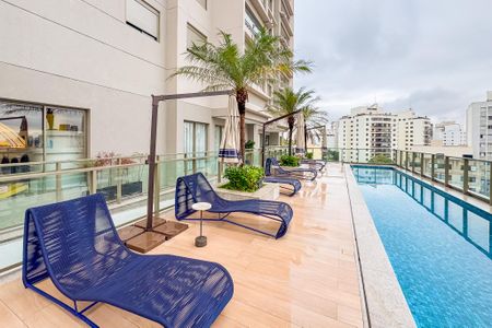Apartamento à venda com 48m², 1 quarto e 1 vaga Apartamento à venda com 48m², 1 quarto e 1 vagaPiscina