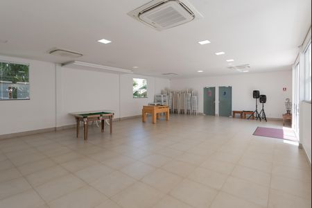 Apartamento para alugar com 147m², 2 quartos e 1 vaga Apartamento para alugar com 147m², 2 quartos e 1 vagaÁrea comum - Salão de festas