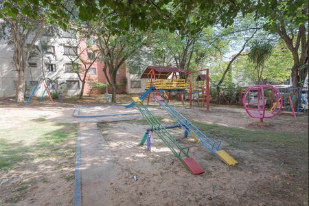 Apartamento para alugar com 147m², 2 quartos e 1 vaga Apartamento para alugar com 147m², 2 quartos e 1 vagaÁrea comum - Playground