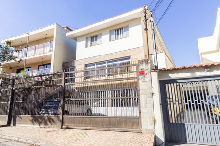 Fachada de casa à venda com 4 quartos, 550m² em Vila Sao Vicente, São Paulo