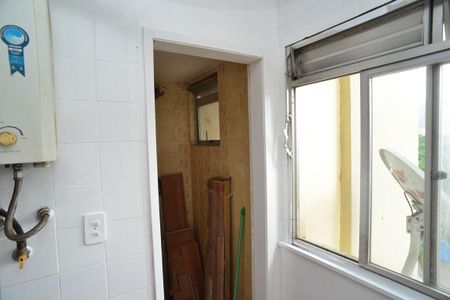 Apartamento à venda com 62m², 2 quartos e 1 vaga Apartamento à venda com 62m², 2 quartos e 1 vagaÁrea de serviço