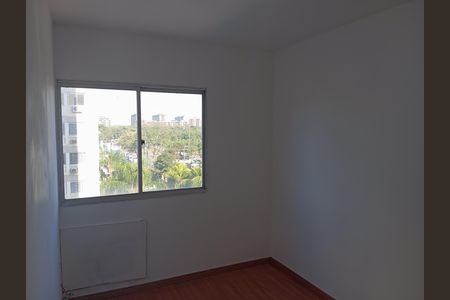 Quarto de apartamento à venda com 2 quartos, 62m² em Itanhangá, Rio de Janeiro