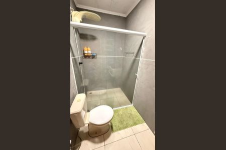 Casa para alugar com 120m², 3 quartos e 1 vaga Casa para alugar com 120m², 3 quartos e 1 vagaBanheiro