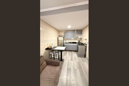 Casa para alugar com 120m², 3 quartos e 1 vaga Casa para alugar com 120m², 3 quartos e 1 vagaCozinha