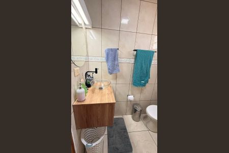 Casa para alugar com 120m², 3 quartos e 1 vaga Casa para alugar com 120m², 3 quartos e 1 vagaBanheiro