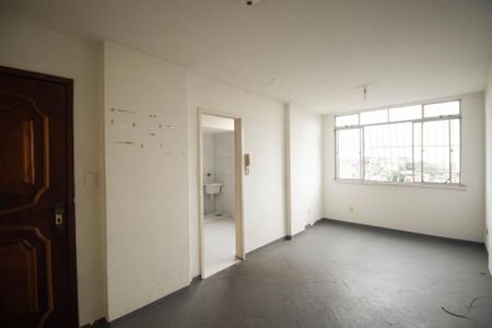 Sala de apartamento para alugar com 2 quartos, 74m² em Porto Novo, São Gonçalo