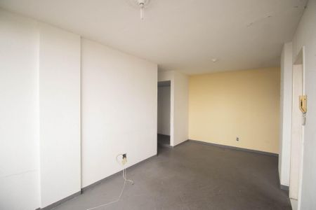 Sala de apartamento para alugar com 2 quartos, 74m² em Porto Novo, São Gonçalo