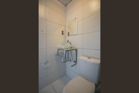 Apartamento para alugar com 74m², 2 quartos e 1 vaga Apartamento para alugar com 74m², 2 quartos e 1 vagaBanheiro
