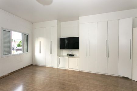 Casa para alugar com 150m², 3 quartos e 2 vagasSuíte 1