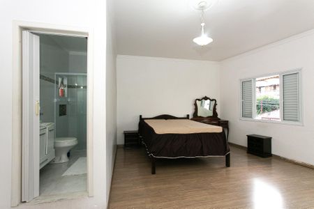 Casa para alugar com 150m², 3 quartos e 2 vagasSuíte 1