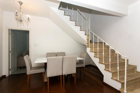 Sala de casa para alugar com 3 quartos, 150m² em Vila Paiva, São Paulo