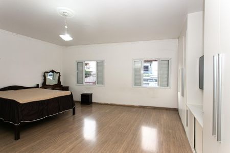 Casa para alugar com 150m², 3 quartos e 2 vagasSuíte 1