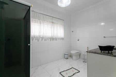 Casa para alugar com 150m², 3 quartos e 2 vagasBanheiro
