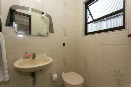 Casa para alugar com 150m², 3 quartos e 2 vagasBanheiro de Serviço
