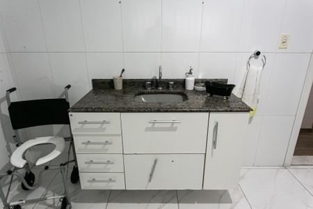 Casa para alugar com 150m², 3 quartos e 2 vagasBanheiro