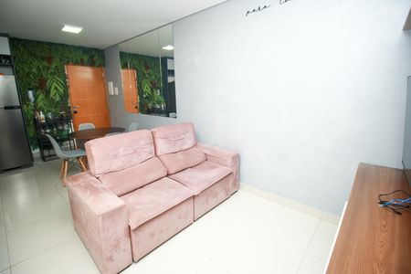 Sala de apartamento para alugar com 2 quartos, 42m² em Vila Helena, Santo André