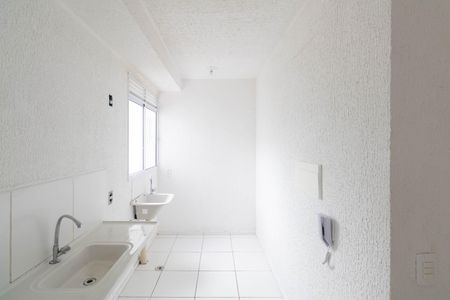 Apartamento para alugar com 42m², 2 quartos e 1 vaga Apartamento para alugar com 42m², 2 quartos e 1 vagaCozinha e Área de Serviço