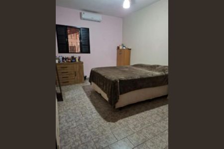 Casa para alugar com 252m², 3 quartos e 4 vagasQuarto 2