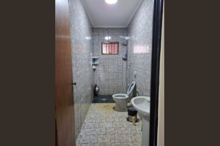 Casa para alugar com 252m², 3 quartos e 4 vagasBanheiro 2
