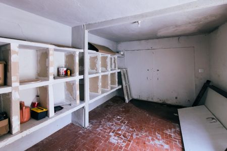 Casa para alugar com 200m², 2 quartos e 8 vagasQuarto de serviço 