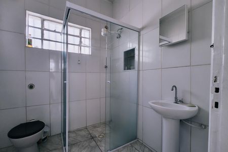 Casa para alugar com 200m², 2 quartos e 8 vagasBanheiro 