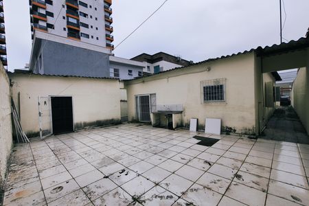 Casa para alugar com 200m², 2 quartos e 8 vagasQuintal