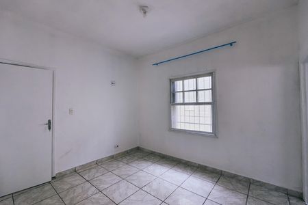 Casa para alugar com 200m², 2 quartos e 8 vagasSuite