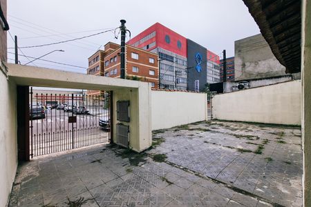 Casa para alugar com 200m², 2 quartos e 8 vagasGaragem 