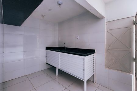 Casa para alugar com 200m², 2 quartos e 8 vagasCozinha 