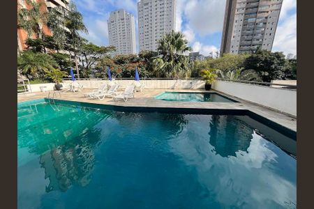 Apartamento à venda com 100m², 2 quartos e 2 vagas Apartamento à venda com 100m², 2 quartos e 2 vagasPiscina