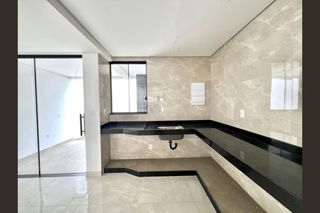 Cozinha de casa à venda com 3 quartos, 160m² em Santa Branca, Belo Horizonte