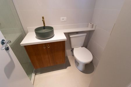 Studio para alugar com 23m², 1 quarto e 1 vaga Studio para alugar com 23m², 1 quarto e 1 vagaBanheiro Social