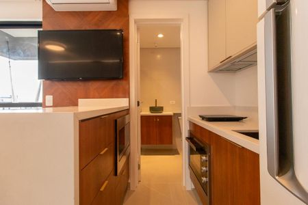 Cozinha - Armários de kitnet/studio para alugar com 1 quarto, 23m² em Novo Mundo, Curitiba