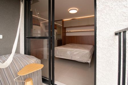 Sacada de kitnet/studio para alugar com 1 quarto, 23m² em Novo Mundo, Curitiba