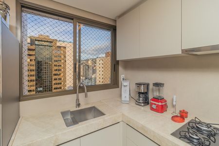Apartamento à venda com 87m², 3 quartos e 2 vagas Apartamento à venda com 87m², 3 quartos e 2 vagasCozinha