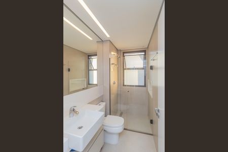 Apartamento à venda com 87m², 3 quartos e 2 vagas Apartamento à venda com 87m², 3 quartos e 2 vagasBanheiro Social