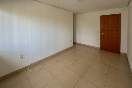 Casa para alugar com 200m², 3 quartos e 2 vagas