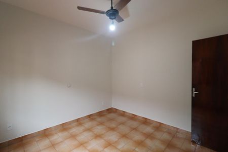 Casa para alugar com 250m², 4 quartos e 3 vagas Casa para alugar com 250m², 4 quartos e 3 vagasQuarto 2