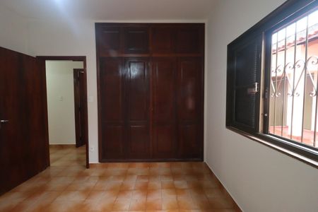 Casa para alugar com 250m², 4 quartos e 3 vagas Casa para alugar com 250m², 4 quartos e 3 vagasQuarto 2